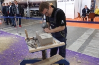 ręczna obróbka kamienia