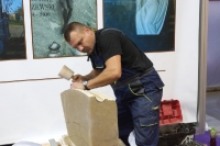 ręczna obróbka kamienia