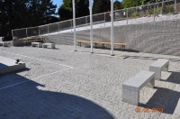 Stupa z granitu strzegomskiego