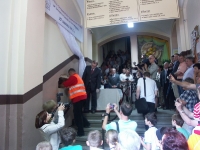 sobotni ranek ropoczęło wydobycie kapsuły czasu